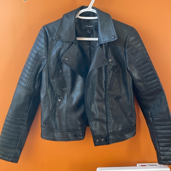 Vera Moda Leather Jacket - Picture 2 of 11